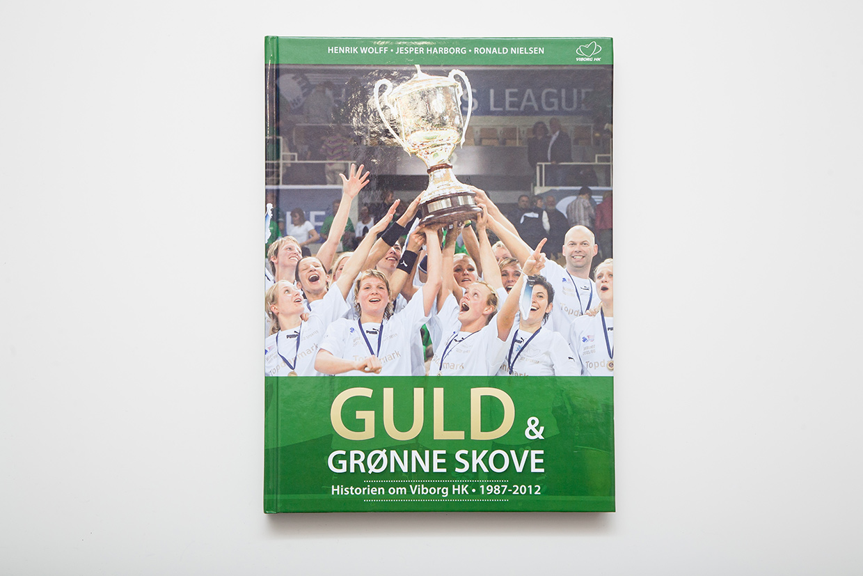 Viborg Håndbold Klub Jubilæums bog designet og opsat af Palle Christensen
